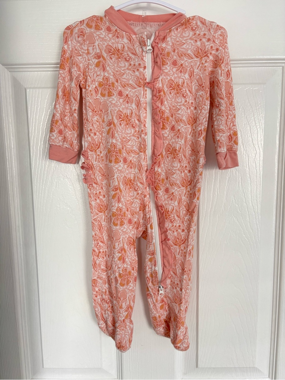 0-3 month milkberry sleeper